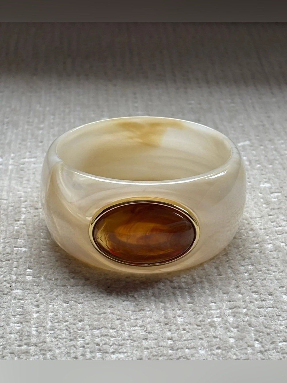 Cream Resin Bangle with Oval Amber Accent